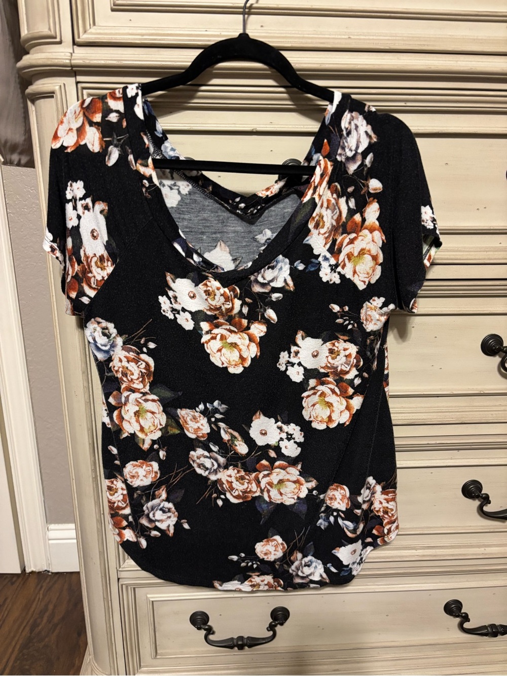 Floral V-Neck Short Sleeve Top - Black with Brown & Cream Blooms